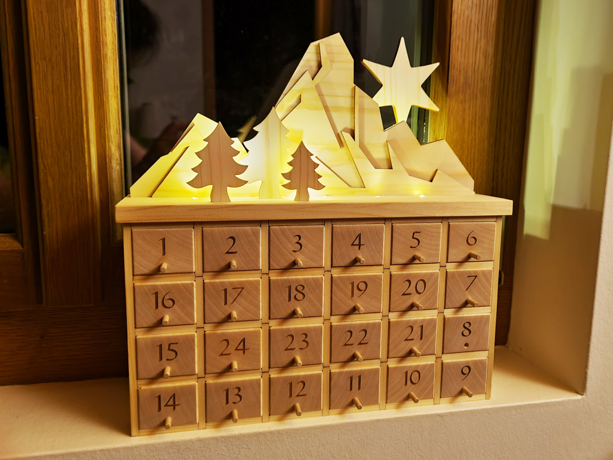 Adventskalender beleuchtet